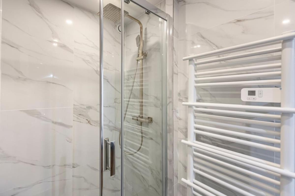 Apartment 43#opera # Grand Boulevards # 4bedrooms # 02 # Ac Paris
